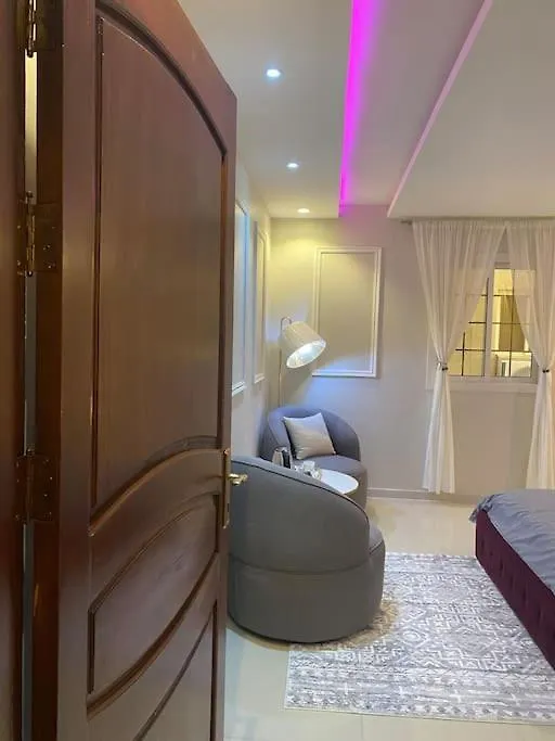 يقع المسكن في مدينة جدة الساحليه 0*,