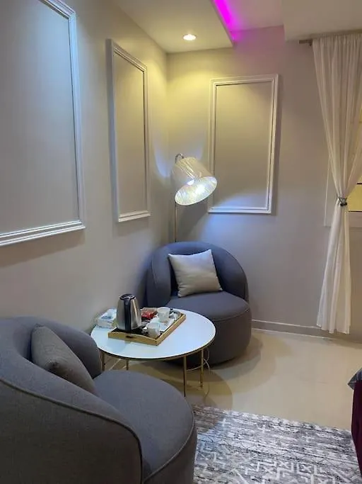 يقع المسكن في مدينة جدة الساحليه
