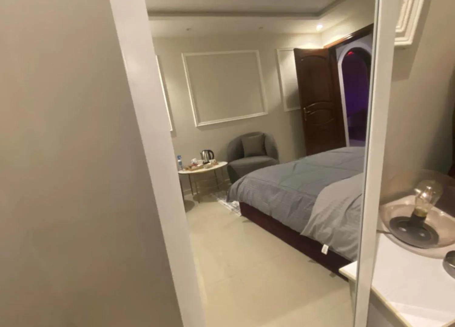 يقع المسكن في مدينة جدة الساحليه 0*,